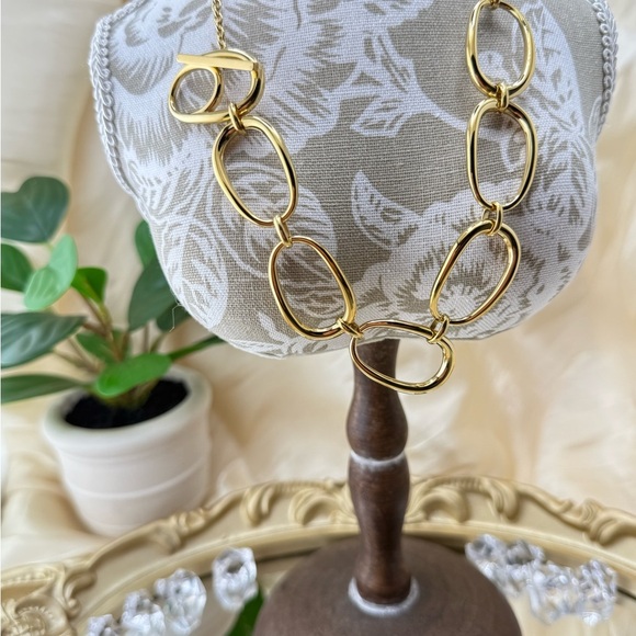 Modern Chunky Gold Plated Chain Necklace – 16.9” Stainless Steel - Picture 13 of 16